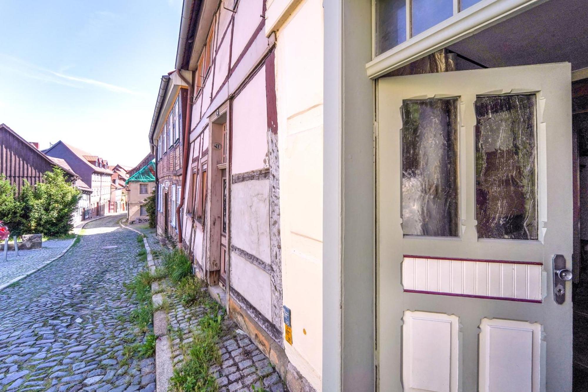 "Kleinstes Haus Von Blankenburg" Urlaub In Einem Einzigartigen Baudenkmal Villa Blankenburg  Exteriör bild
